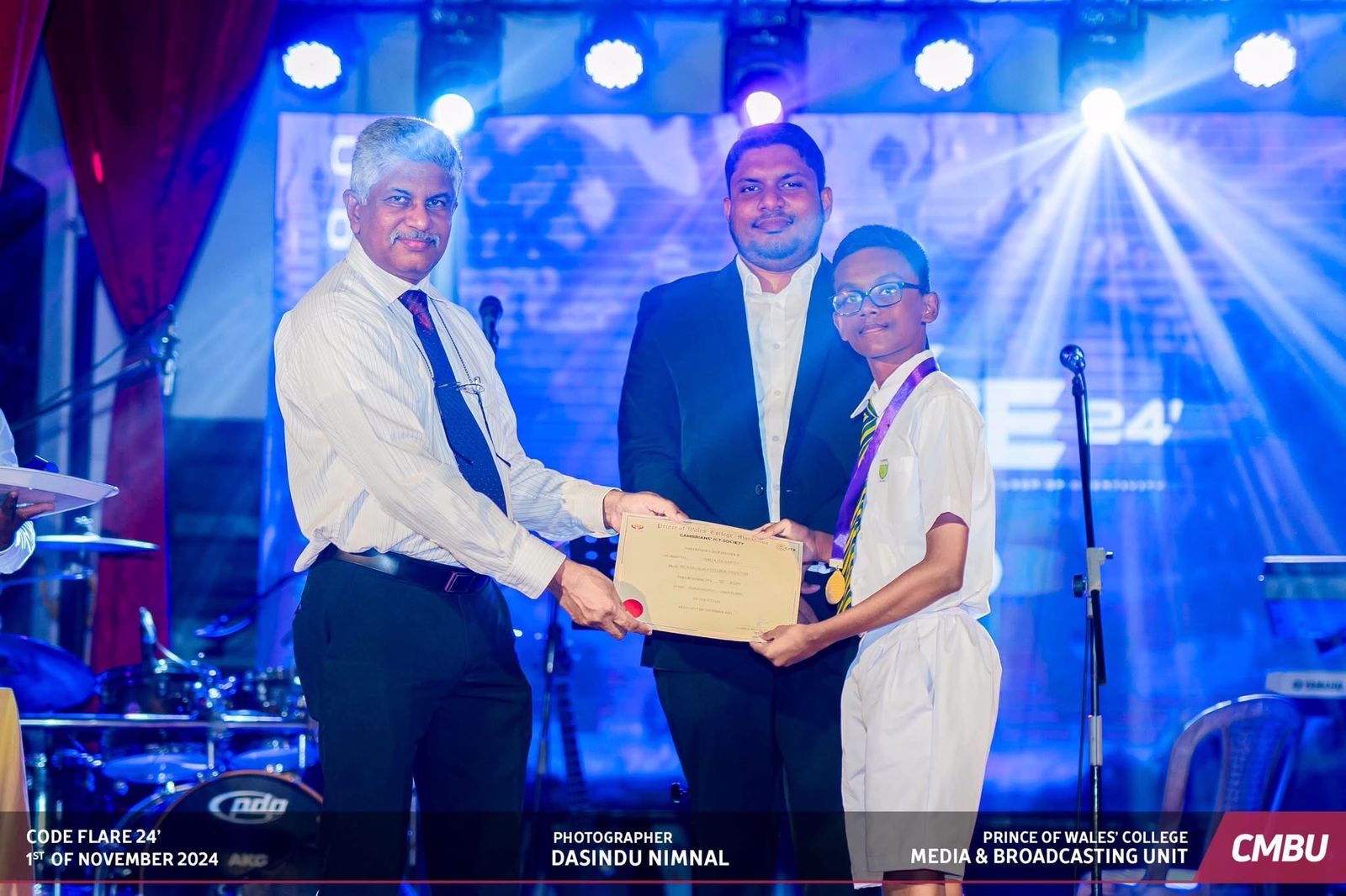 Hiruja Edurapola getting awarded at the ICT Day of Prince of Wales College 2024